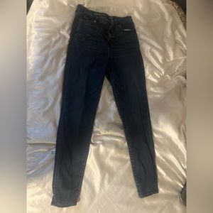 Dark washed curvy jean